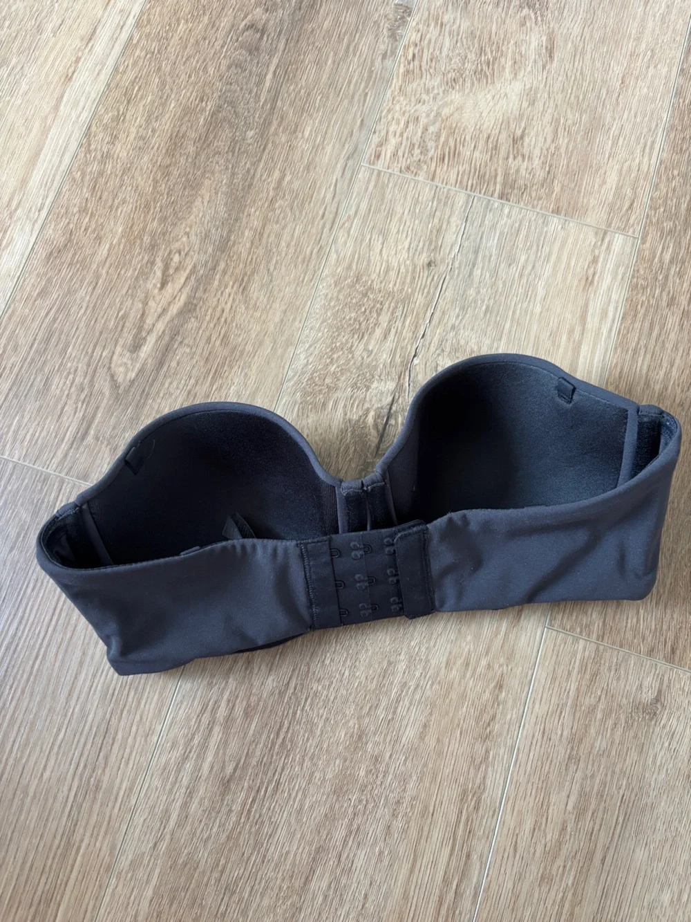 Skims Fits Everybody Black Strapless Bra - 34C - NWOT - Picture 2 of 5